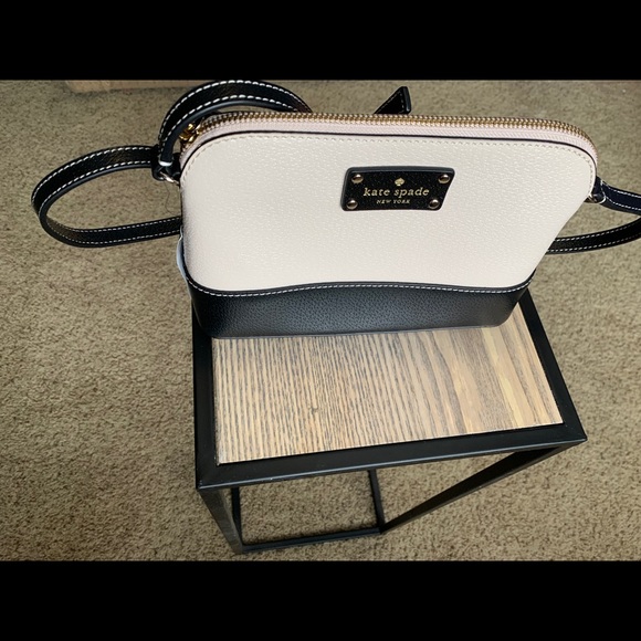 SOLD NWT Kate Spade Hanna Wellesley Satchel - Picture 2 of 15